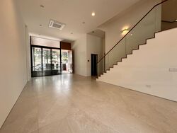 opera-estate photo thumbnail #3